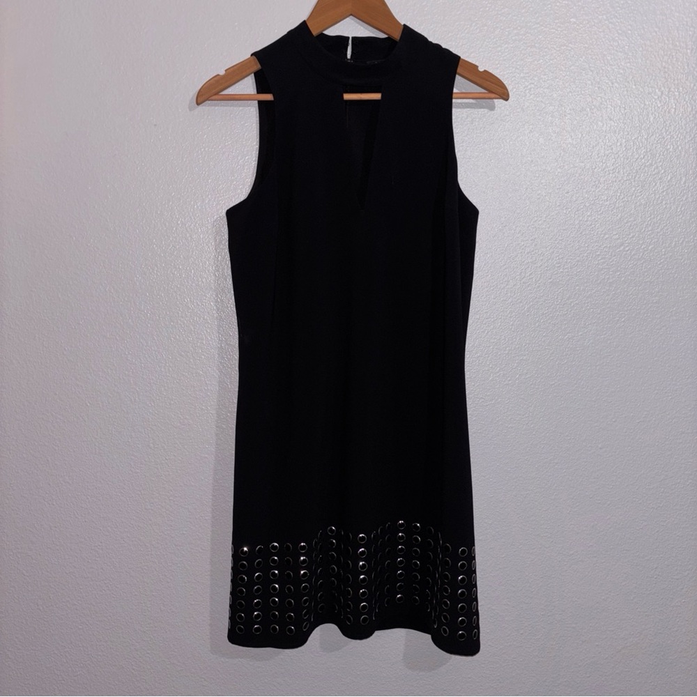 Guess Womens Dress Size Medium Black Sleeveless Embellished Gromit Hem